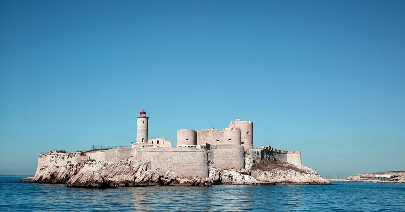 Camping en France : les meilleures îles pour un séjour nature inoubliable