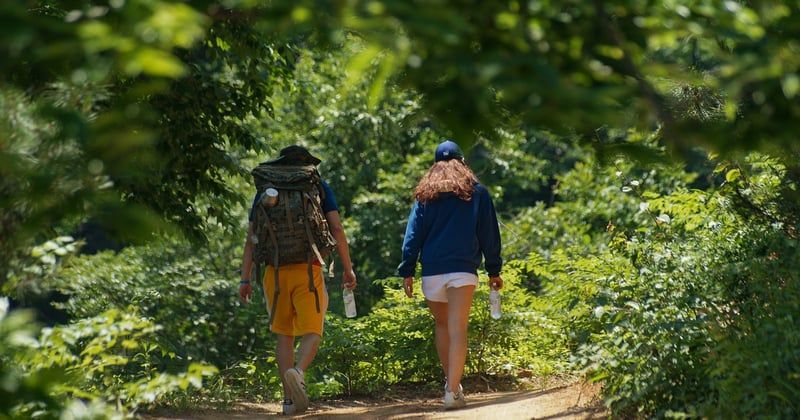 Randonnée en famille autour d'un camping en montagne : nos sentiers préférés